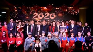 「只爭朝夕，不負韶華」河南三建集團2020新春團拜會隆重舉行！